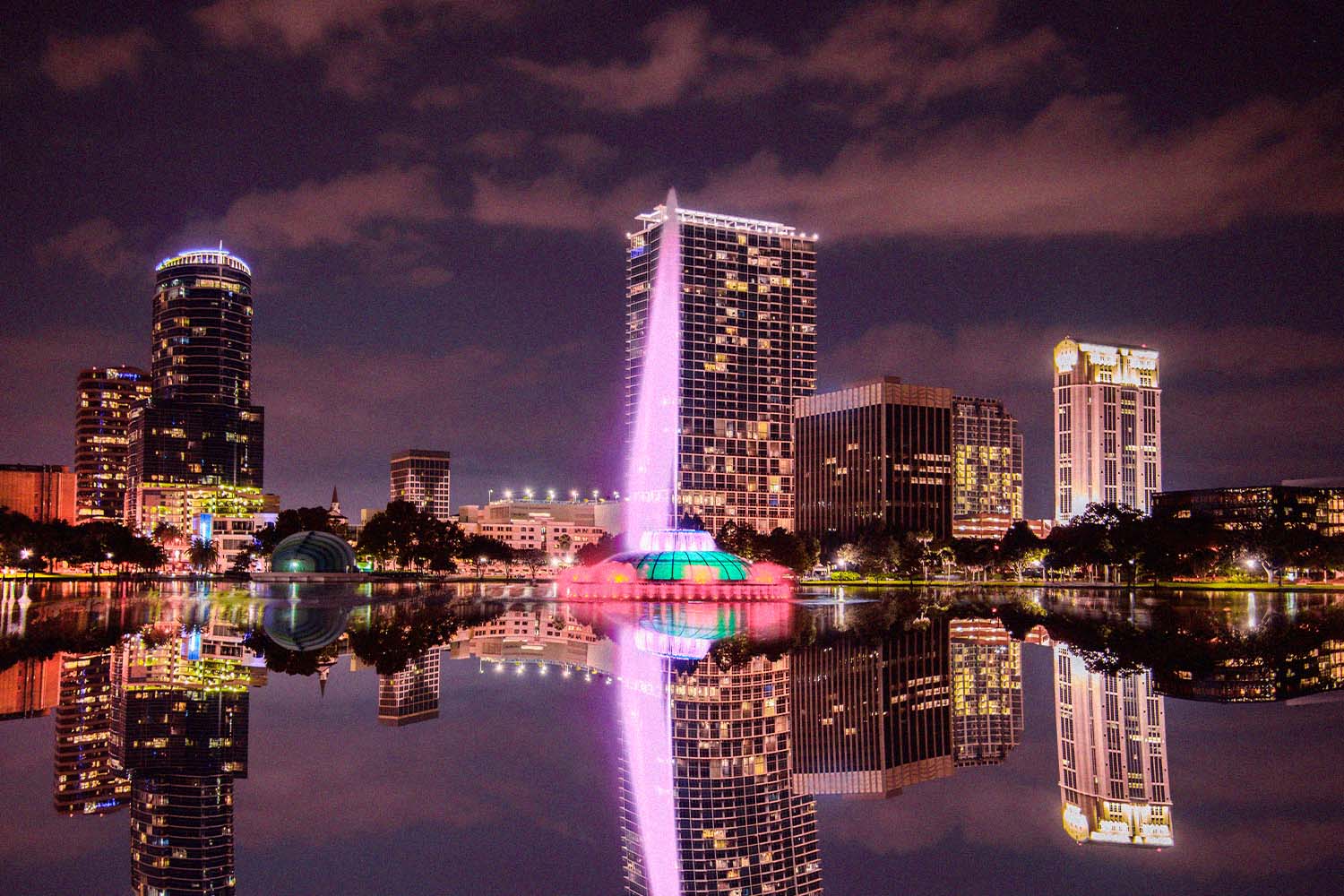 Lake Eola view by night in Orlando Florida