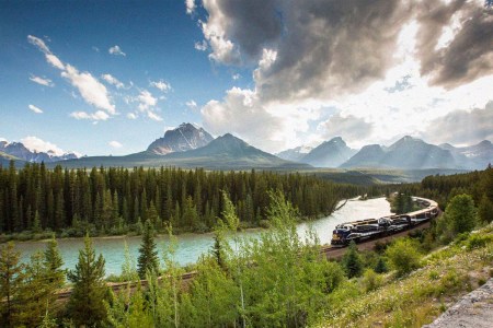 A Guide to Taking a Luxury Train Across Canada