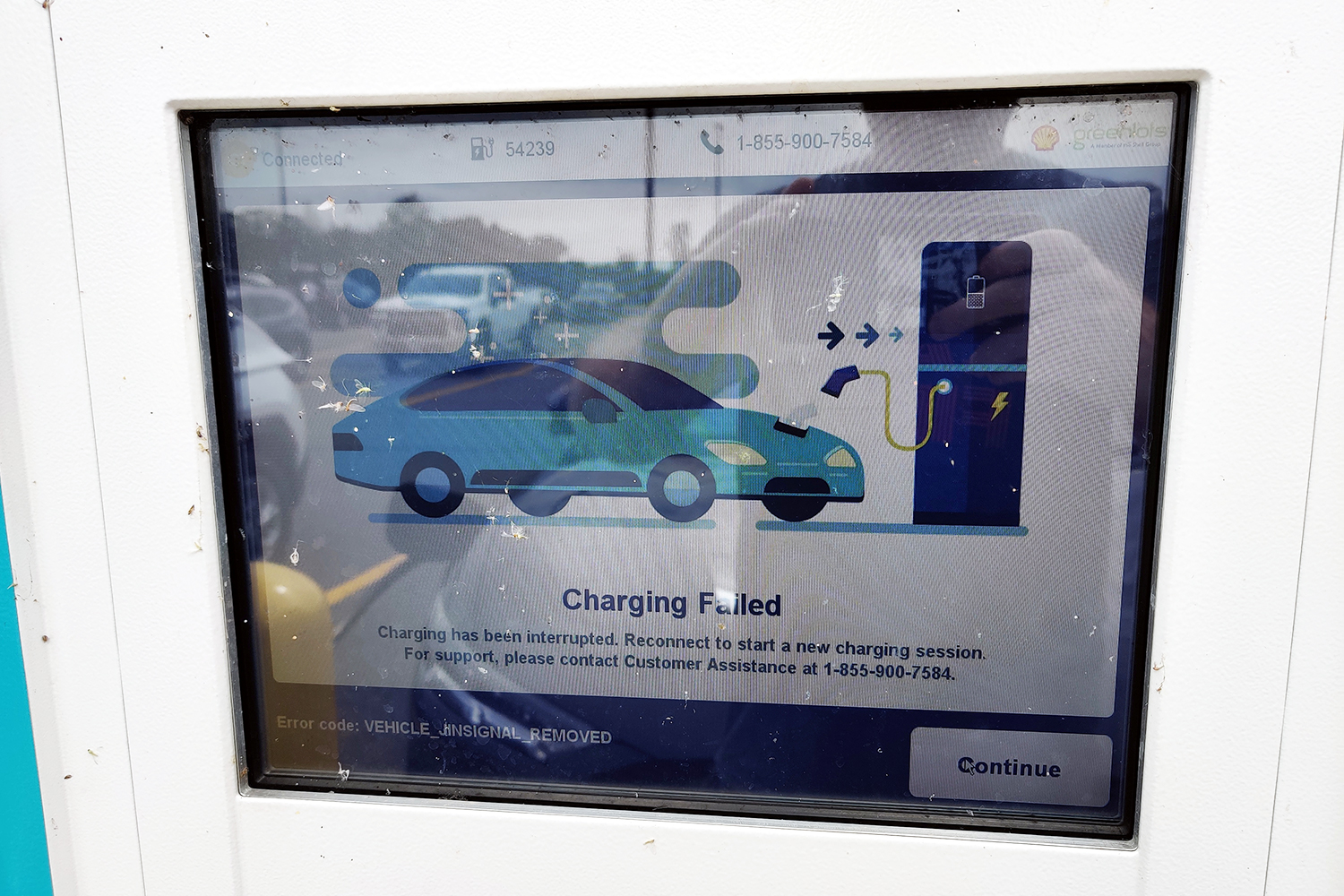 A screen on an Ivy charging station in Canada, the first stop on my electric vehicle road trip, reading "Charging Failed"