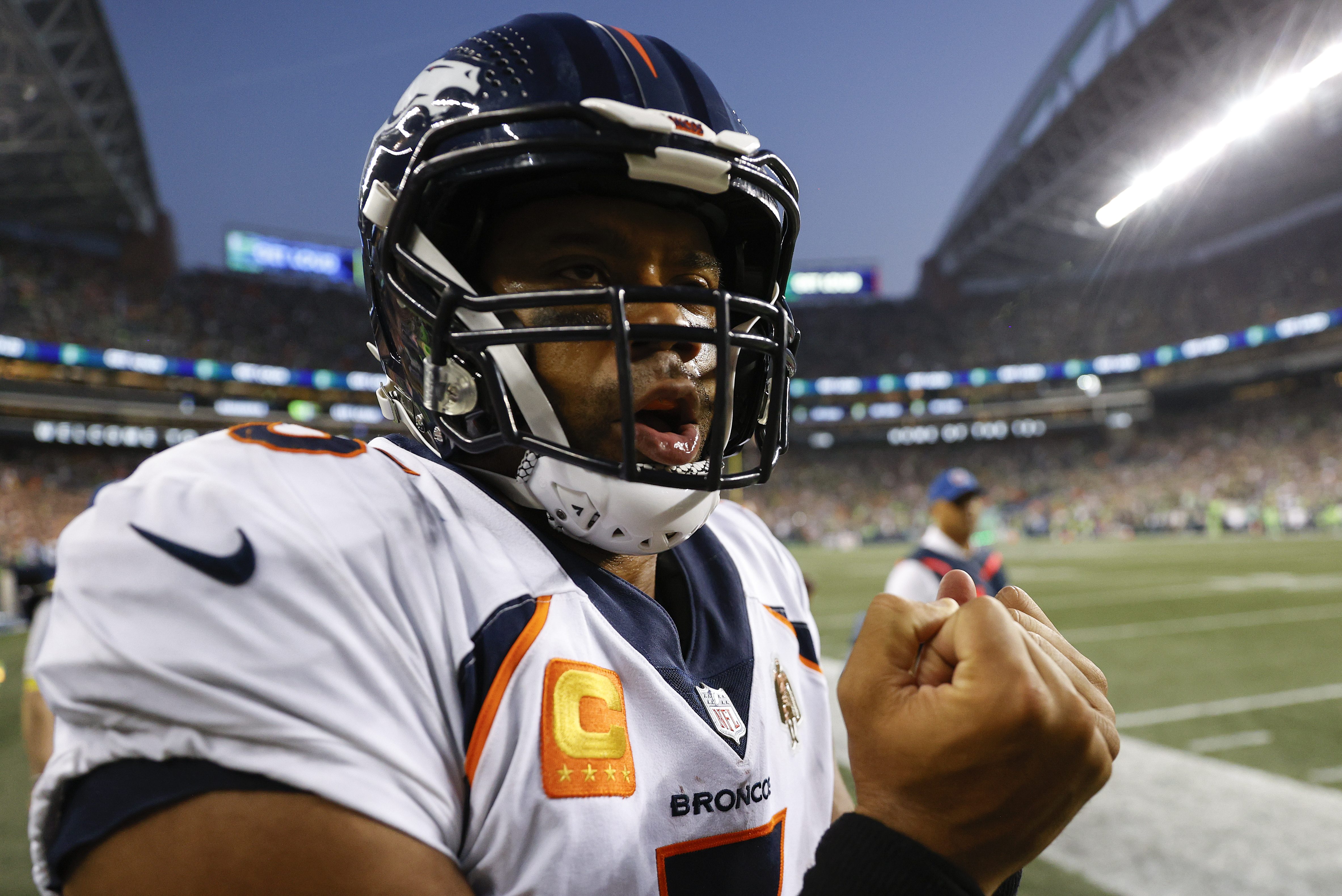 Seahawks beat Russell Wilson and the Broncos in 'Monday Night Football'  opener - The Washington Post