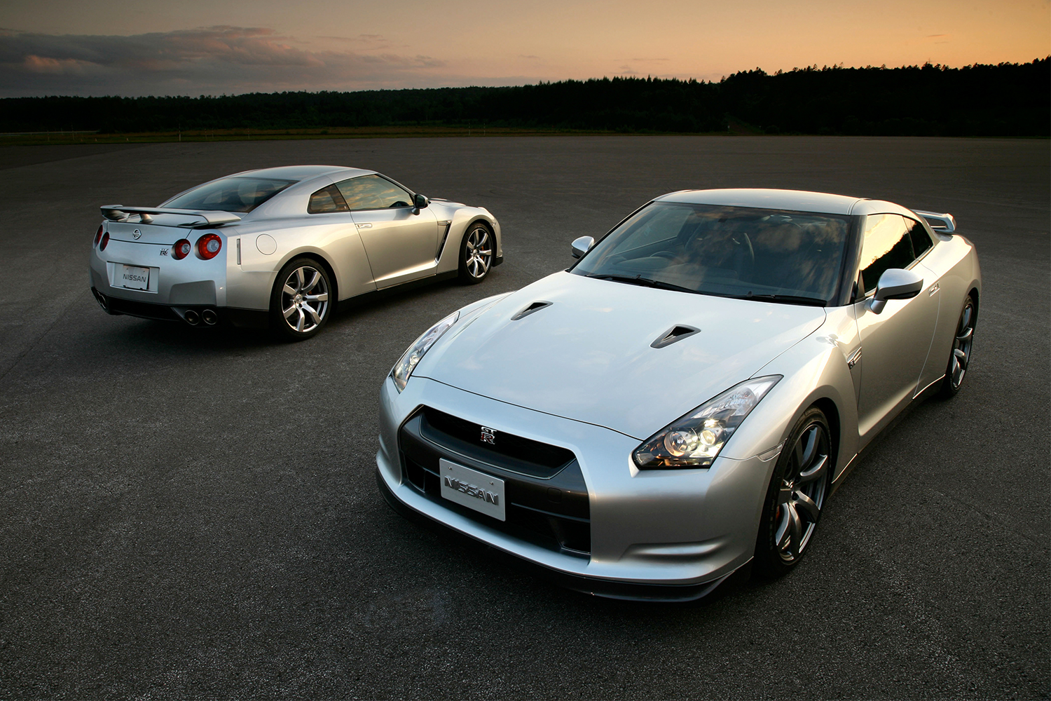 Buying Guide: The Nissan GT-R R35 Is an Overlooked Supercar Fighter -  InsideHook