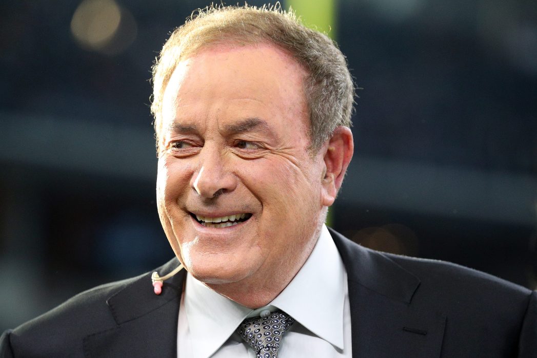 Legendary sportcaster Al Michaels on the field before a 2019 game.
