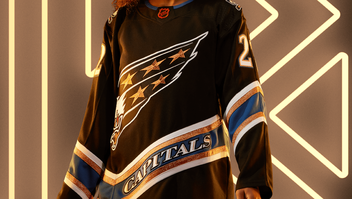 This is one of those classic ‘90s looks, with the big logo and the wide stripes crossing the edges. Everyone loves the “Screaming Eagle,” and now they can see it in Capital blue and metallic copper.