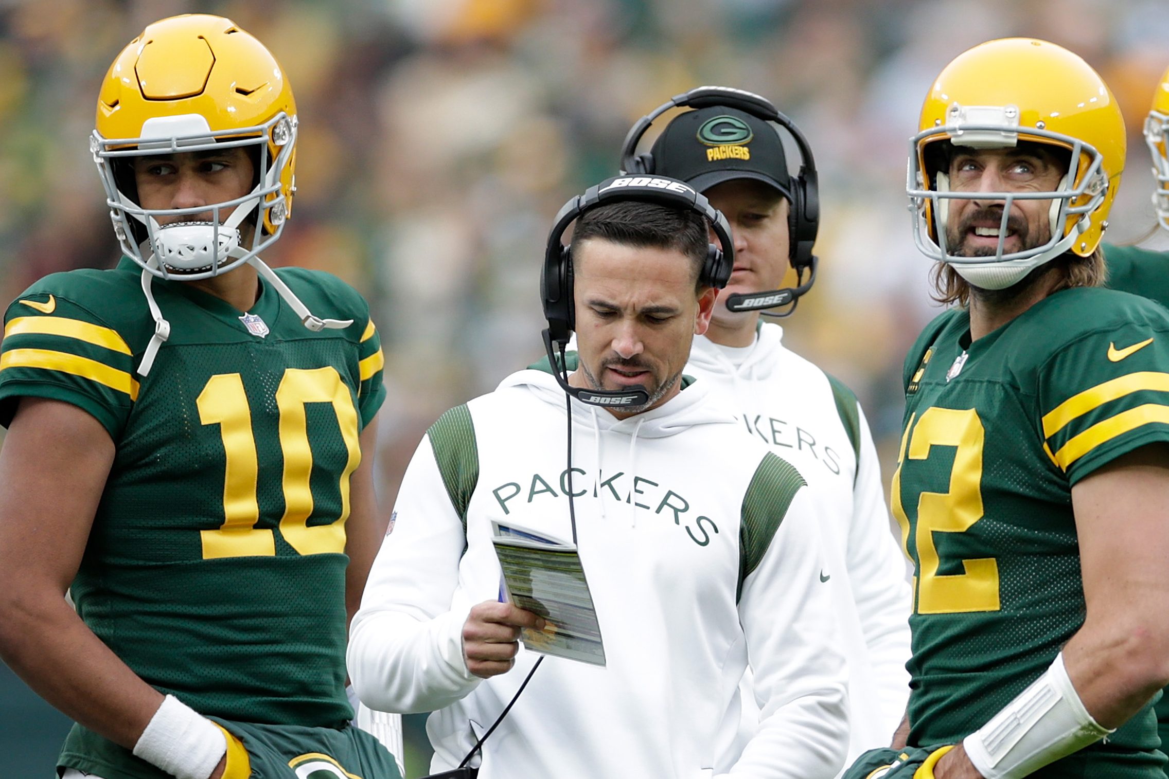 Could Packers Bench NFL MVP Aaron Rodgers for Jordan Love