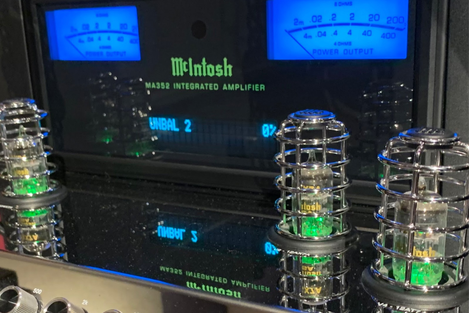 Modern McIntosh in a vintage audio equipment style