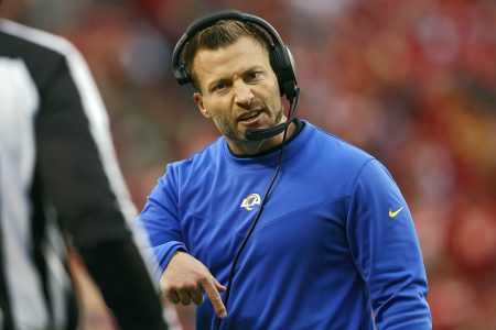 Sean McVay of the Rams coaches against the Chiefs.