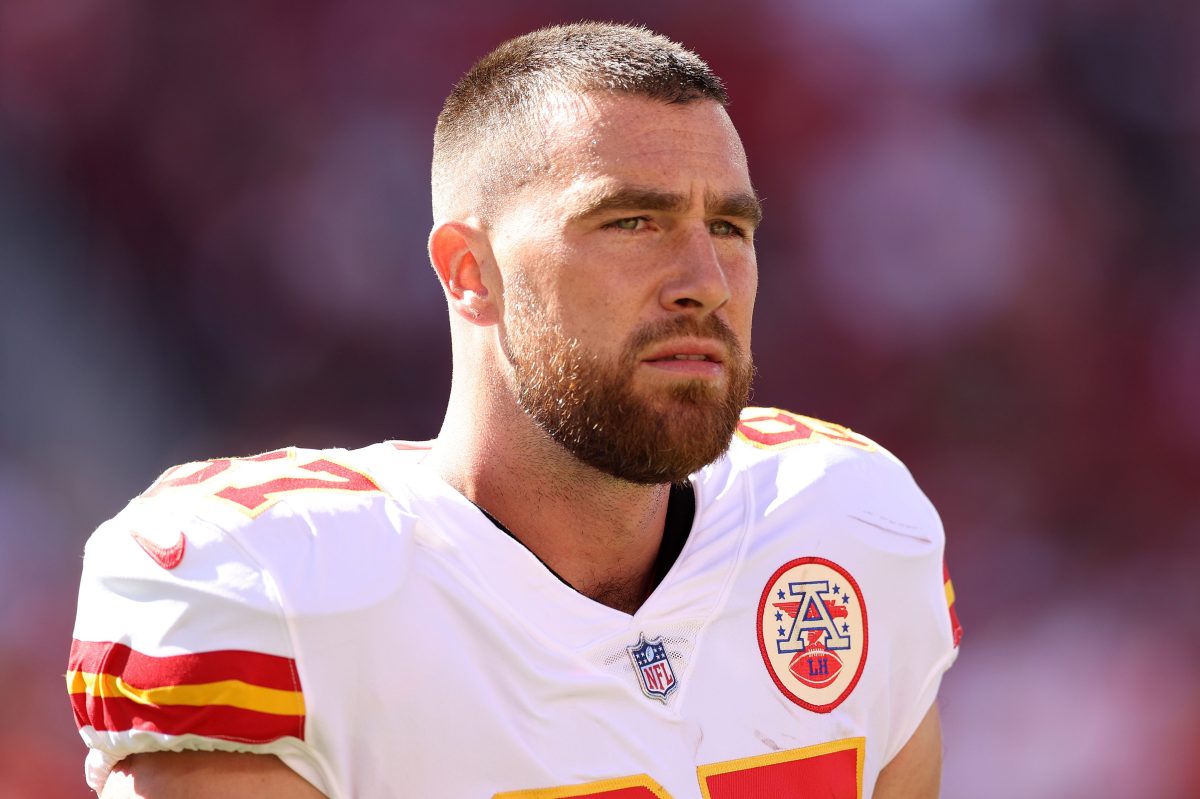 Travis Kelce of the Chiefs warms up during a game before the 49ers.