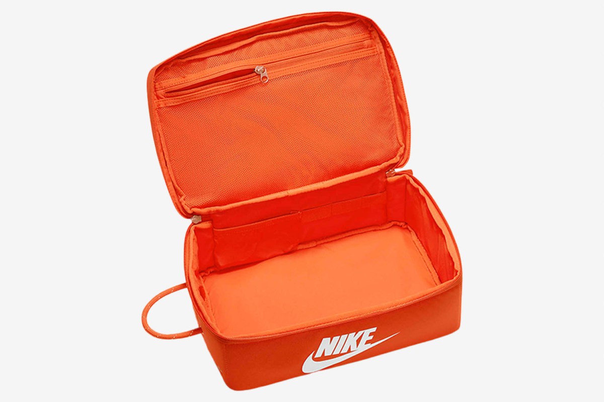Nike 12L Shoe Box Bag