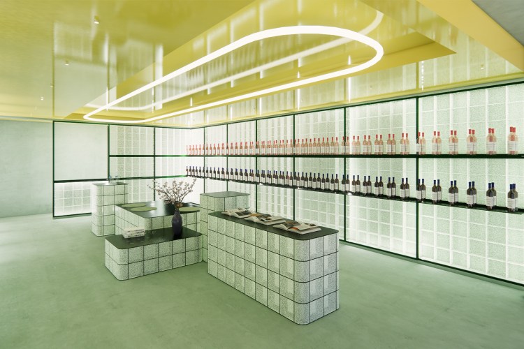 Boisson Beverly Hills, a non-alcoholic bottle shop. We got some recommendations from Boisson founder Nick Bodkins about what to drink this Dry January.