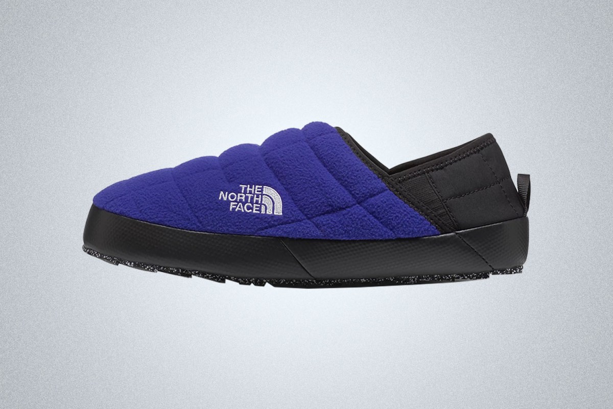 For Fire 'Fits and Warm Feet: The North Face ThermoBall Traction V Denali Mules