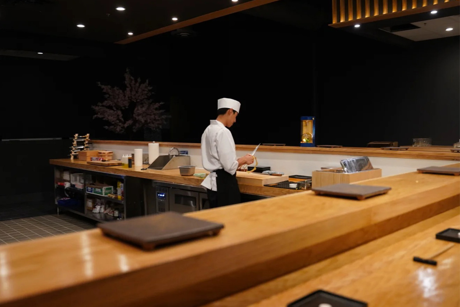 Sushi bar at Kinzo