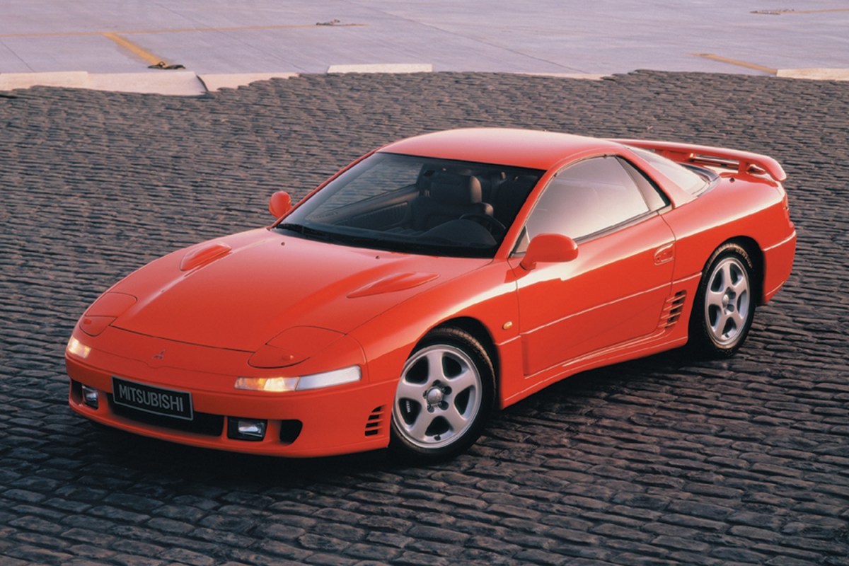 A Mitsubishi 3000GT VR4, a Japanese supercar from the 1990s. Is it worth buying today?