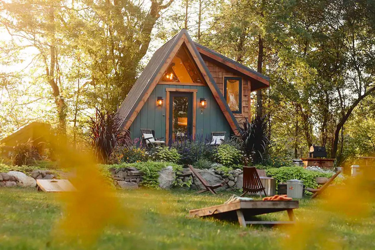 The Step by 127 Cabin Co., in Montgomery, New York, was one of the most liked Airbnb posts of 2022.