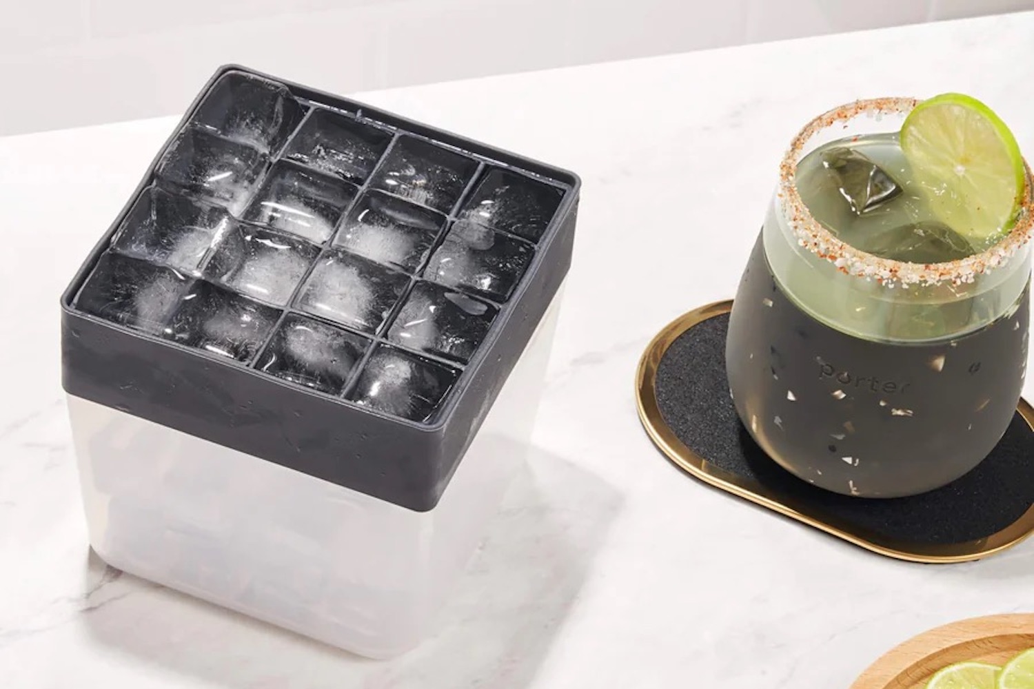 a W&P Ice Cube maker on a white table