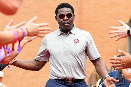Hall of Fame wide receiver Michael Irvin