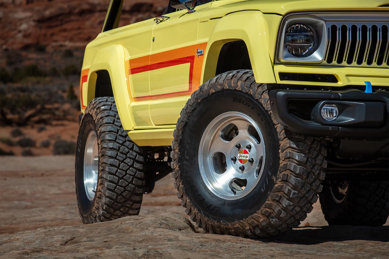 The 37-inch tires on the 1978 Jeep Cherokee 4xe Concept for the 2023 Easter Jeep Safari
