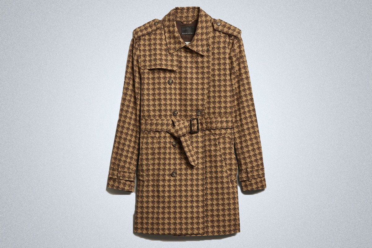 The Graphic Getup: Banana Republic Water-Resistant Trench Coat