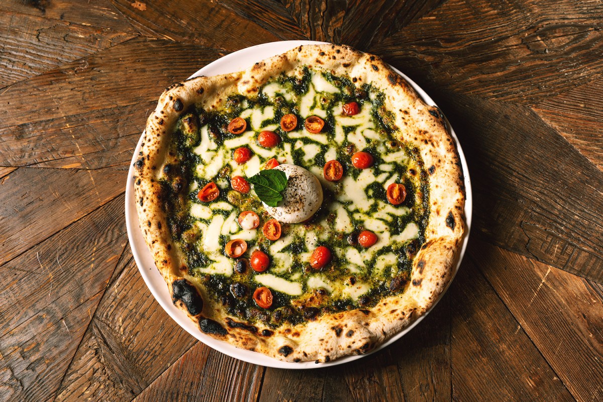 Some of Napoli’s Best Pizza Can Be Found in Manhattan - InsideHook