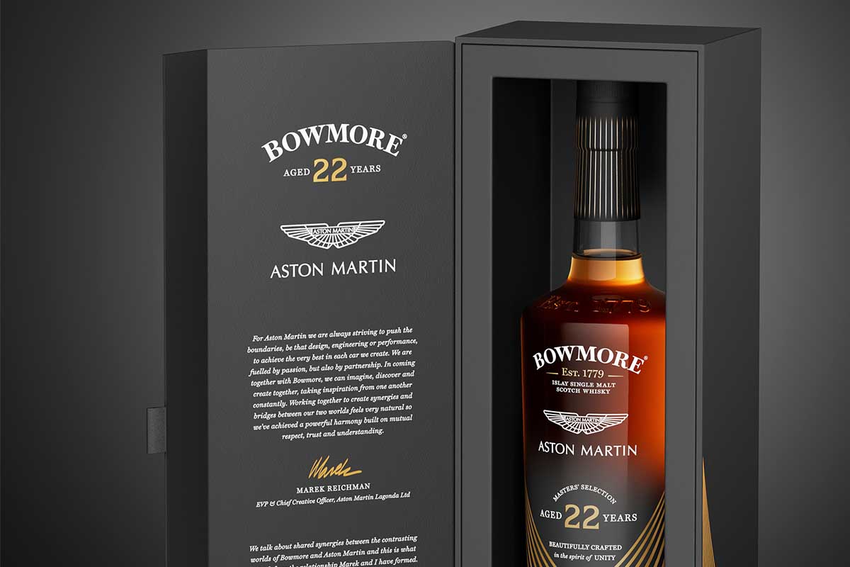 Bowmore Masters’ Selection Aged 22 Years