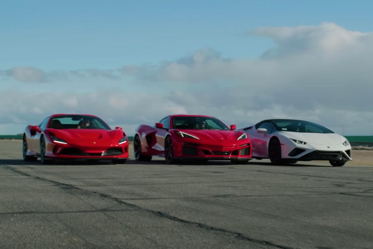 Can the Hybrid Corvette Beat Ferrari, in a Drag Race