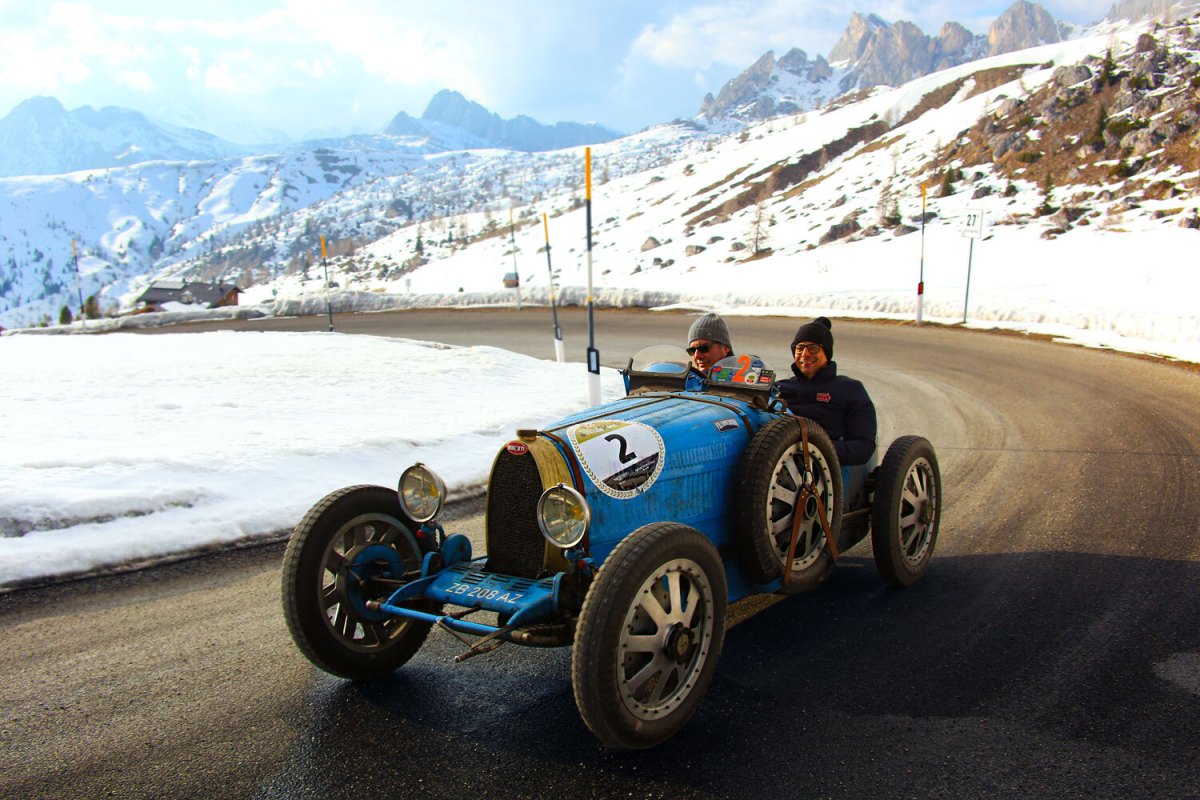 Alessio De Angelis and Massimiliano Paglione driving a 1927 Bugatti Type 37 at the Winterace 2023