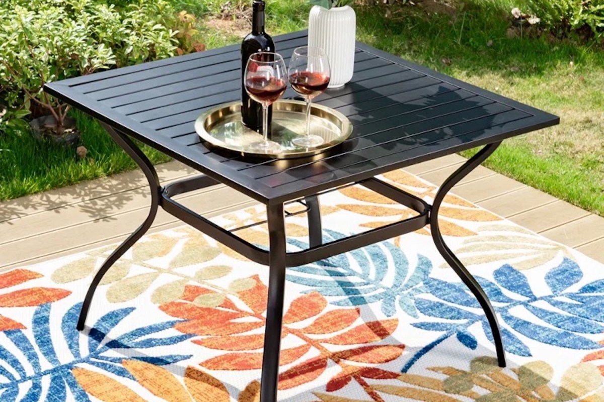 Lake Manor Milnor Metal Outdoor Dining Table￼