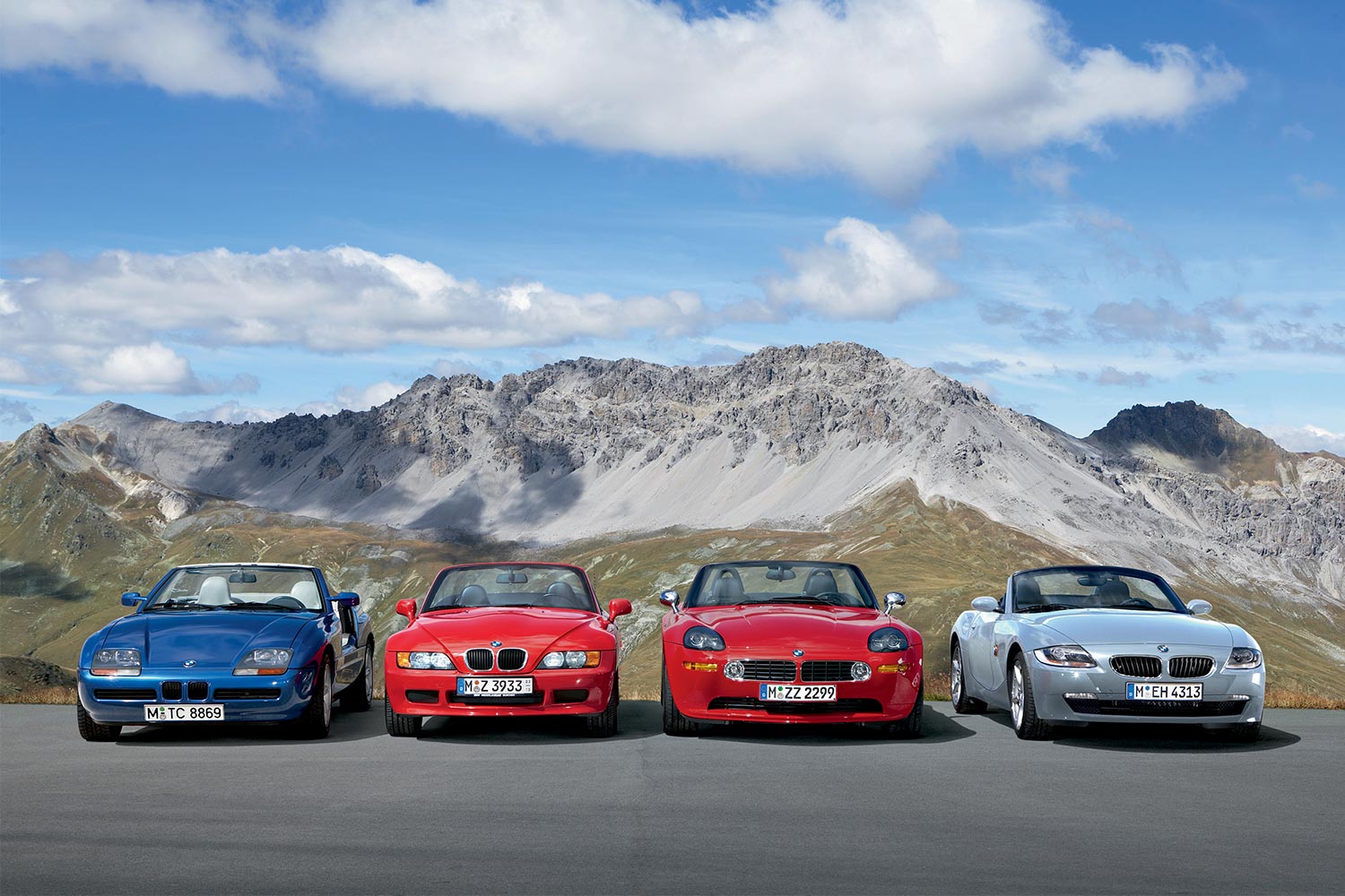 A lineup of BMW roadsters over the years
