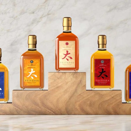 A range of Teitessa Japanese whisky