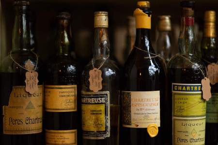 Here’s What’s Going on With the Chartreuse Shortage – and What Pros Suggest You Use Instead