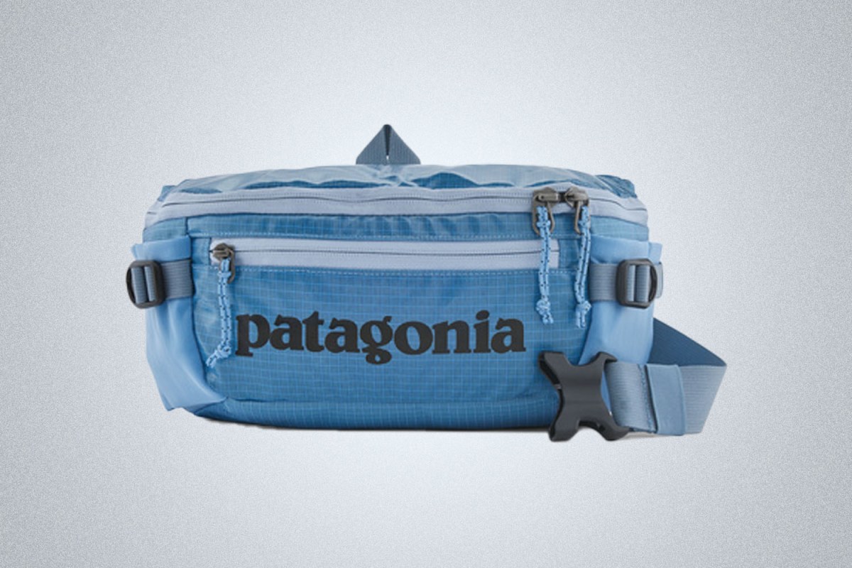 Best Hiking Fanny Pack: Patagonia Black Hole Waist Pack