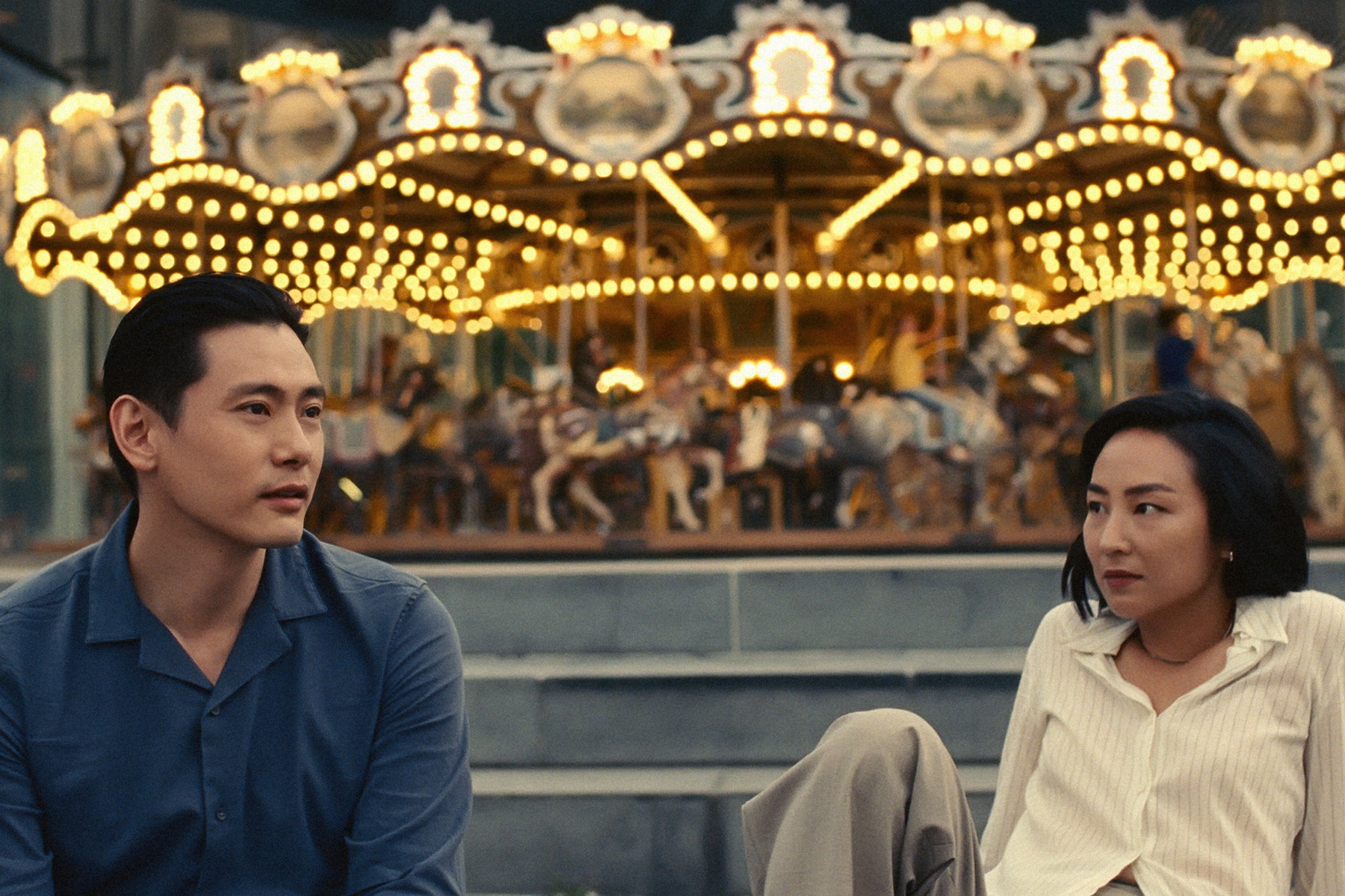Teo Yoo and Greta Lee in "Past Lives"