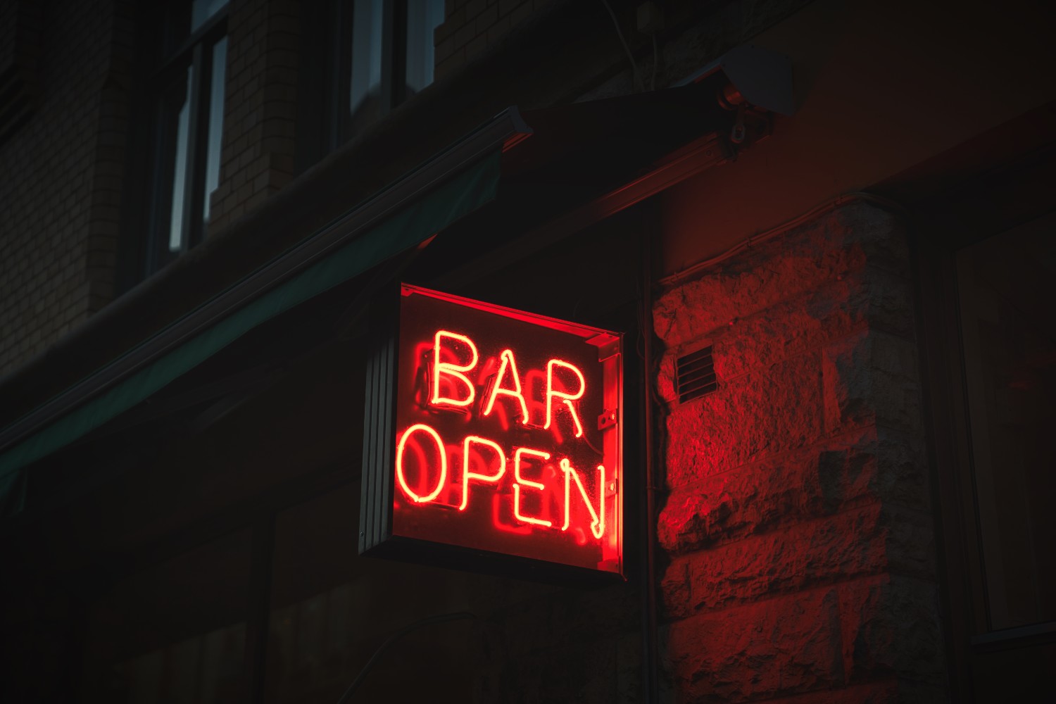 neon bar sign