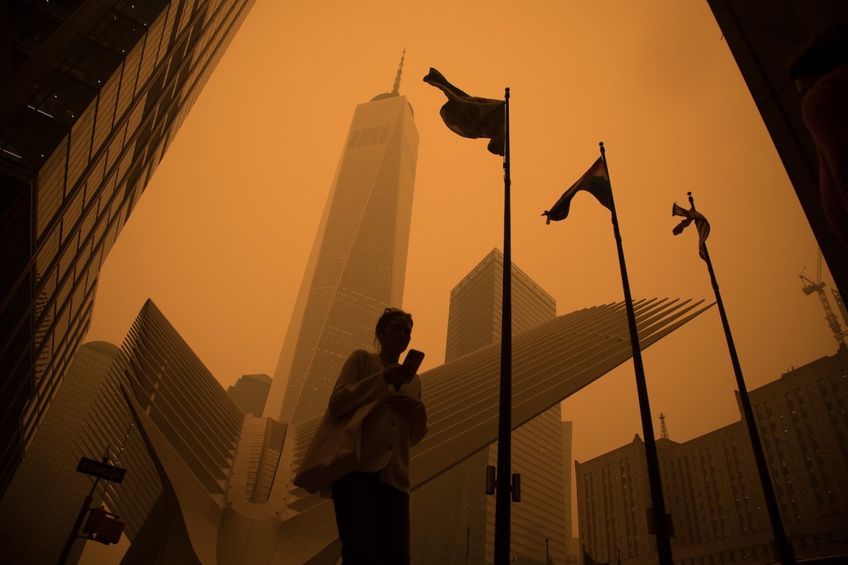 Smoke from Canadian wildfires shrouding the world trade center in New York City