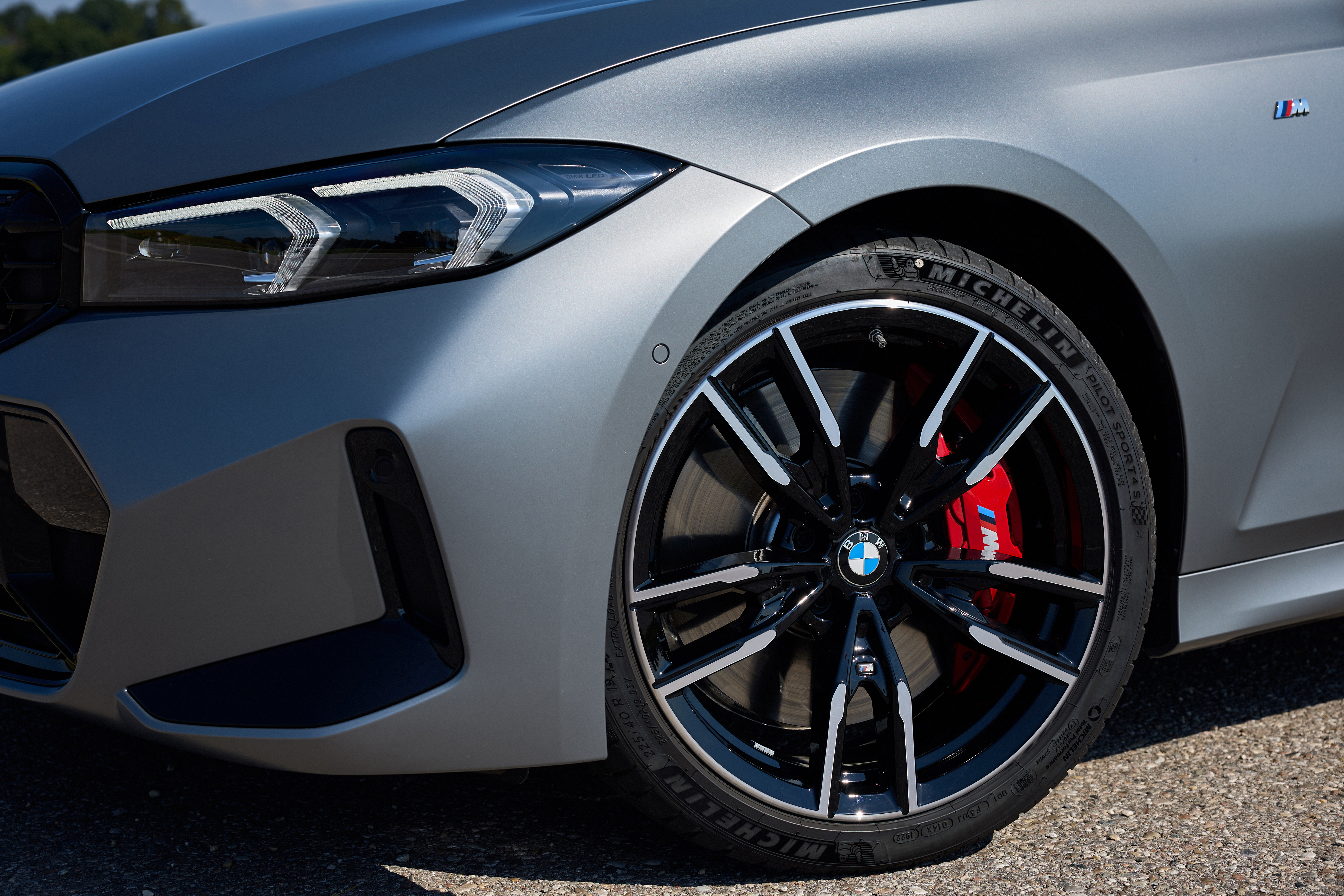 The 2023 BMW M340i xDrive front driver side tire