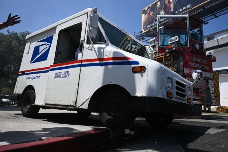 Mail truck