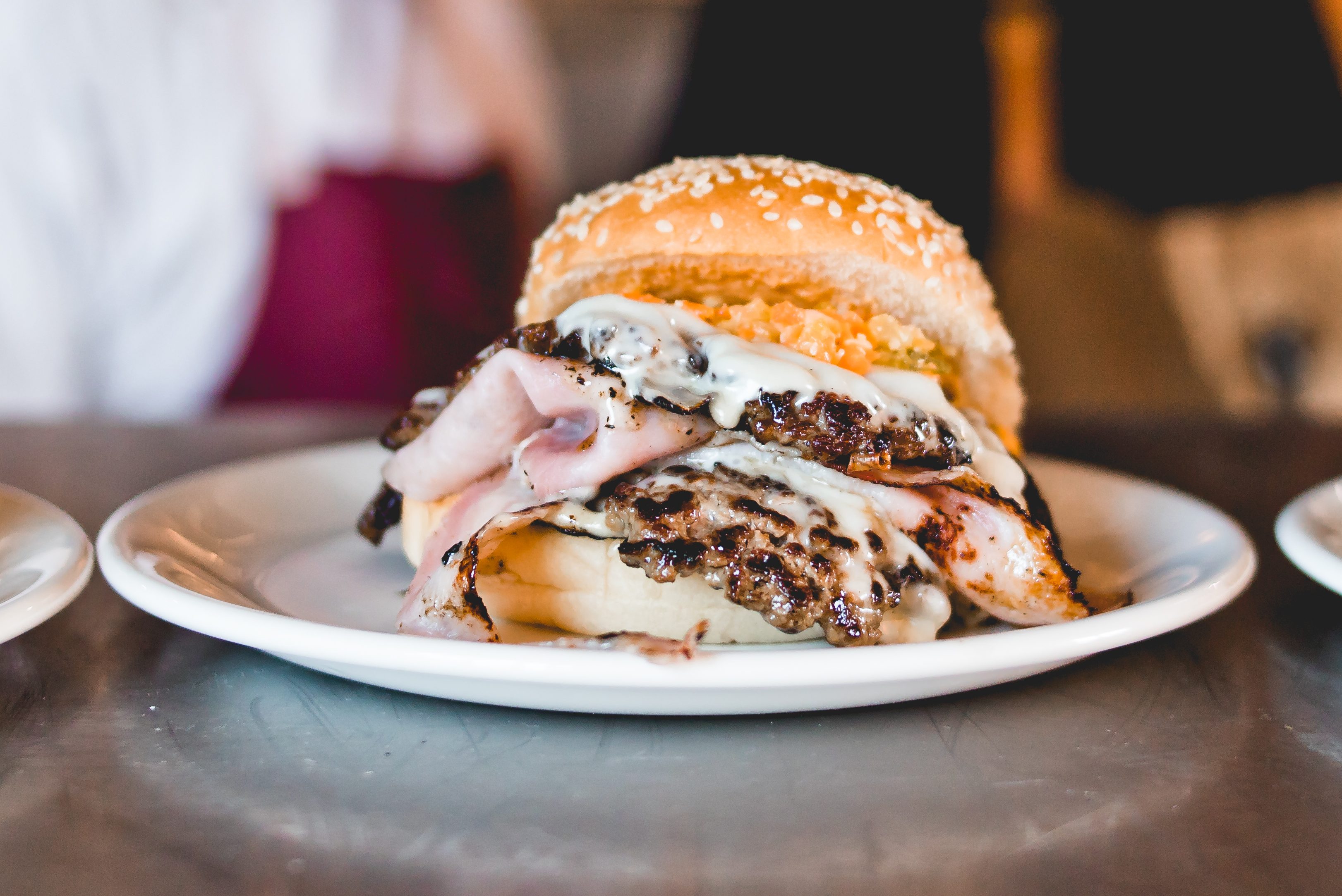 Bar Toti's La Smashburguesa is a Mexican hamburger.