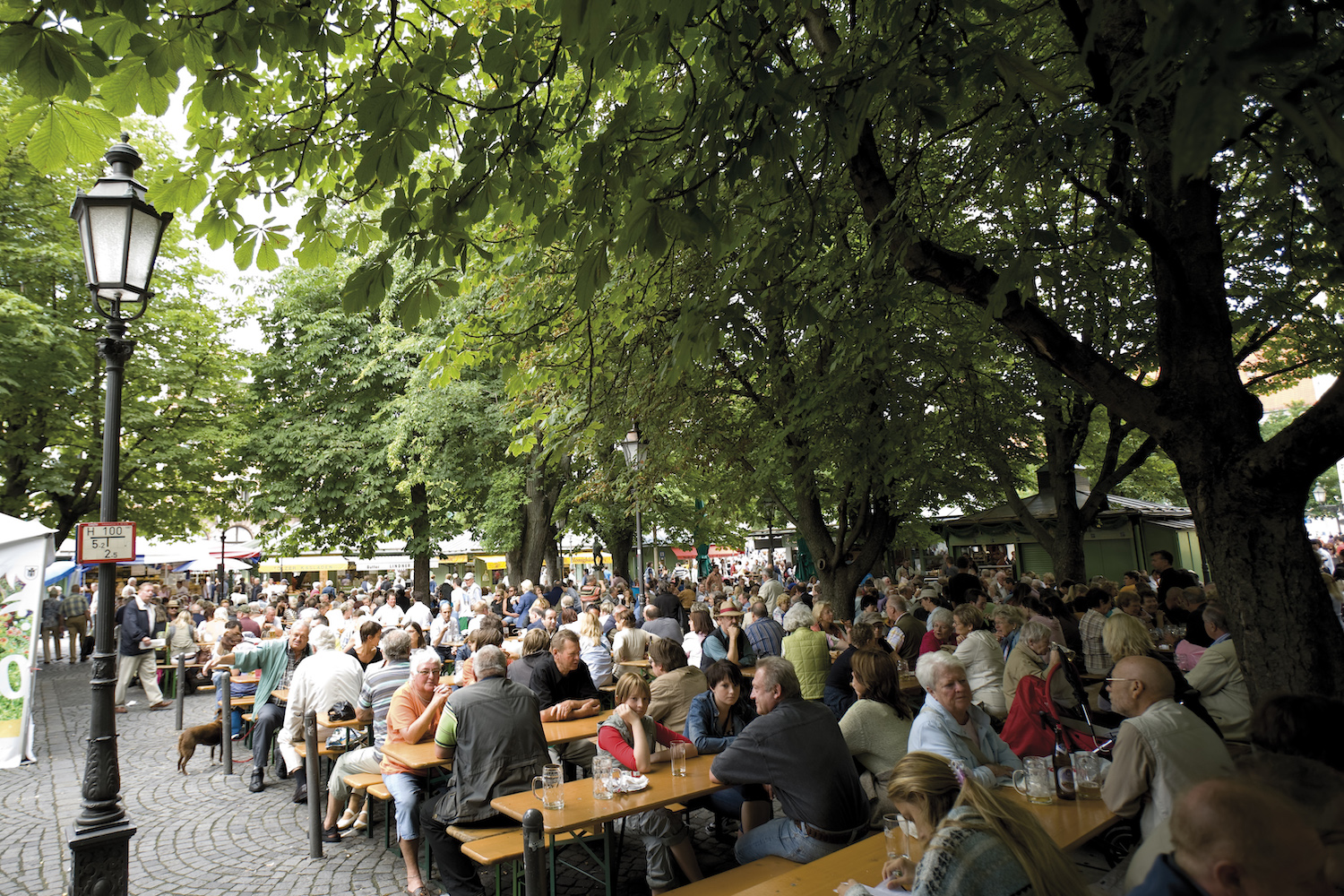 The beer garden at Viktualienmarkt