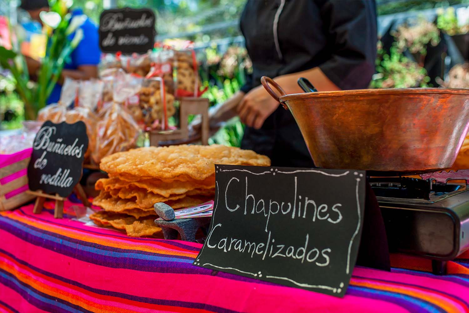 Scenes from a Mexico City food market