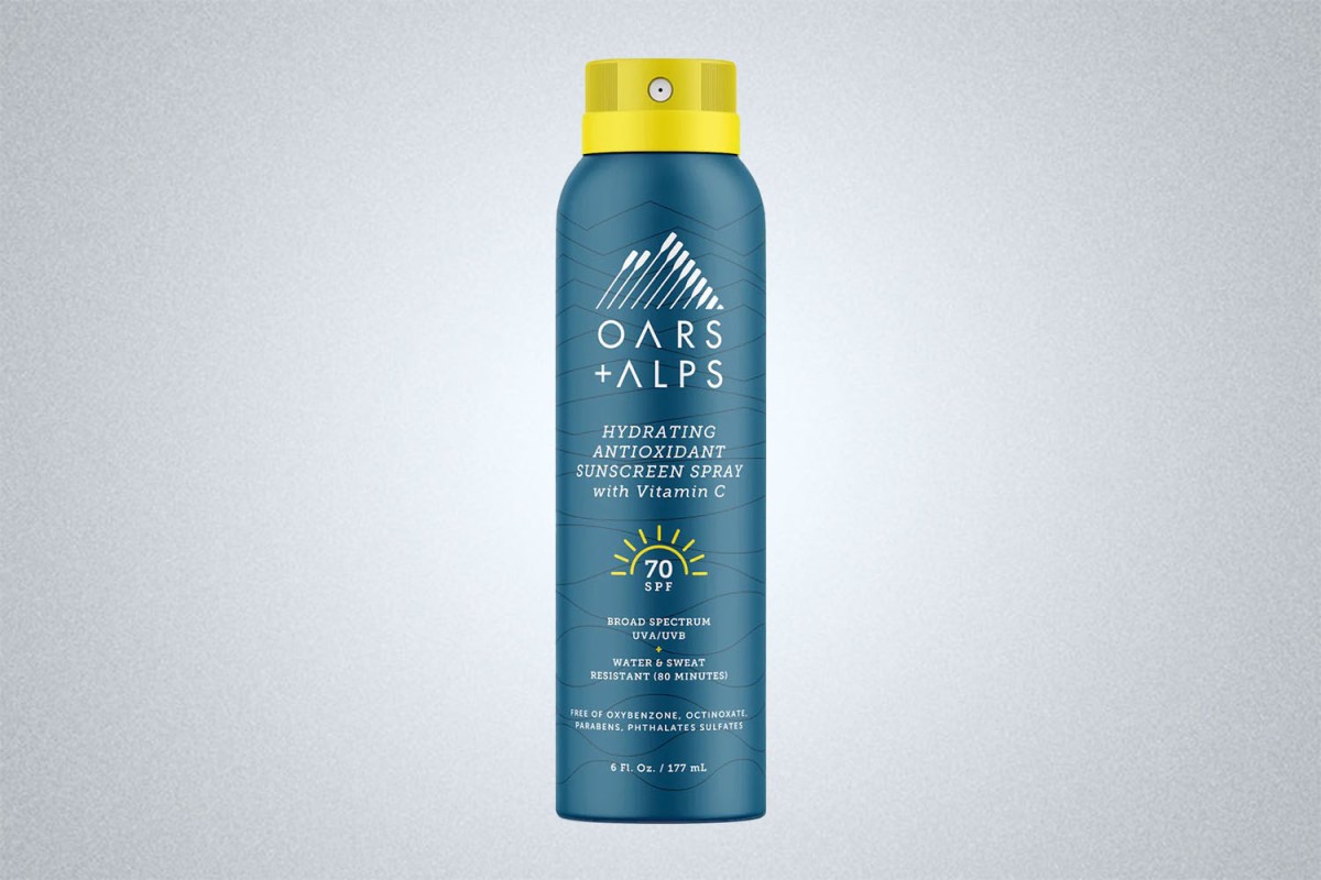 The Ultra-Necessary SPF: Oars+Alps Hydrating Antioxidant SPF 70 Spray