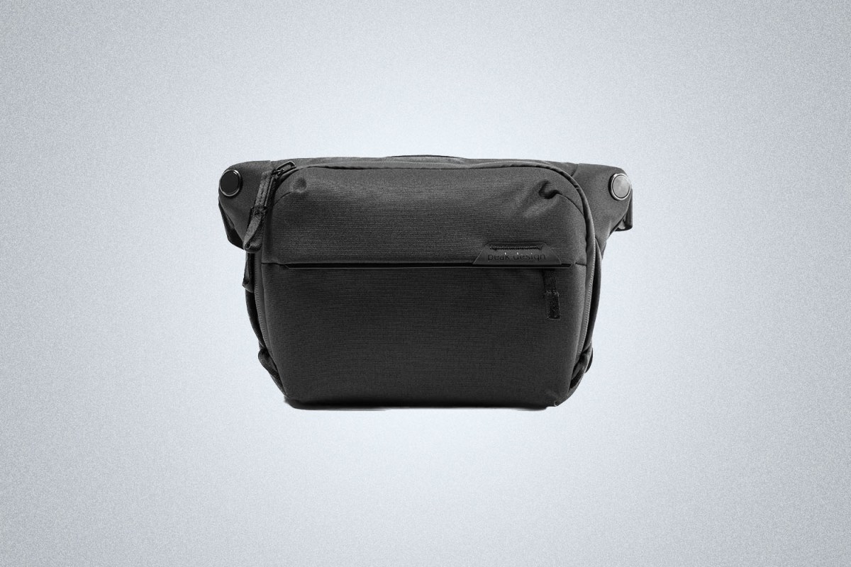 Shoulder Bag: Peak Design Everyday Sling 6L