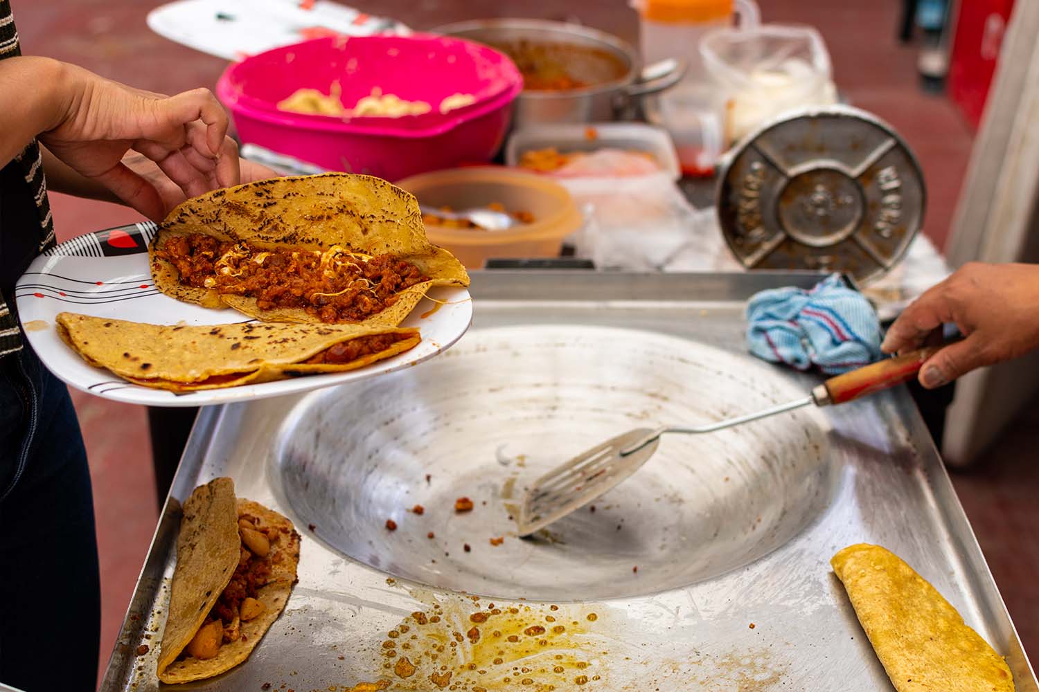 The preparation of typical Mexican street food