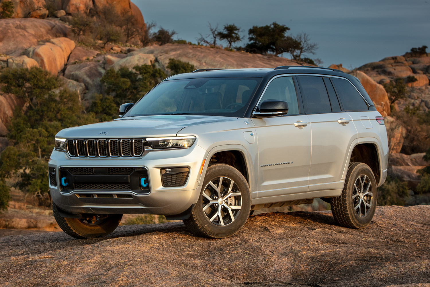 Review: Jeep Grand Cherokee 4xe, an Intro to Electrification