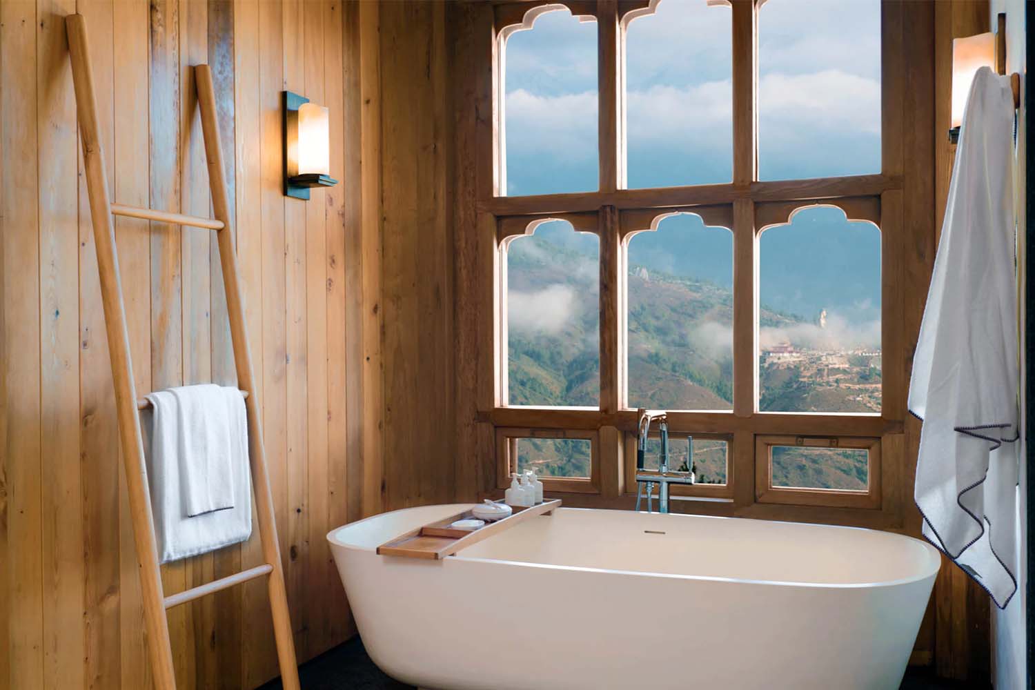 Lodge Suite bathtub at Six Senses Thimphu