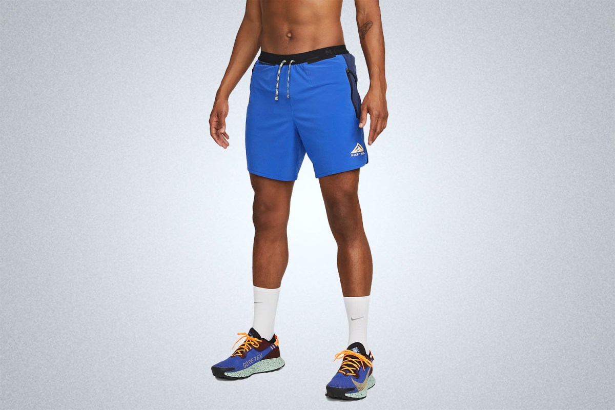 Nike Trail Second Sunrise Dri-FIT 7″ Running Shorts