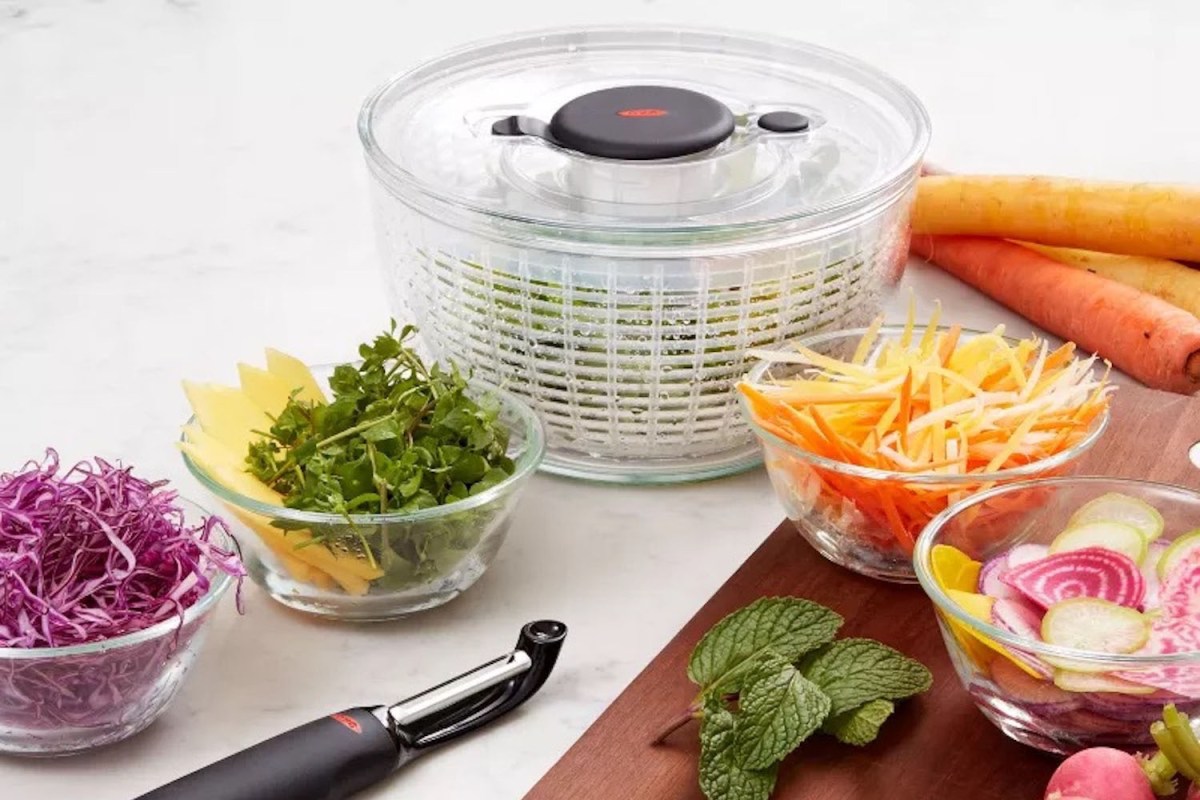 Oxo Good Grips Little Salad & Herb Spinner Small