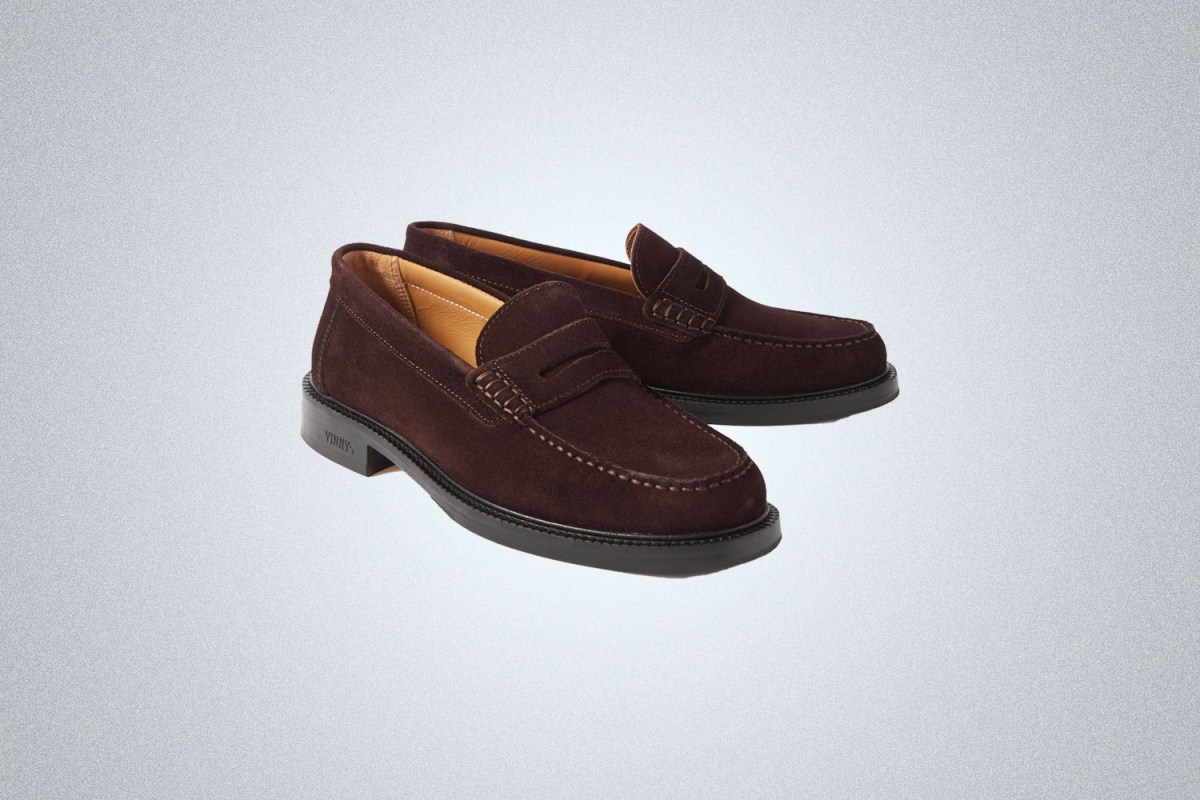 VINNYu0026amp;#8217;s Yardee Suede Loafers