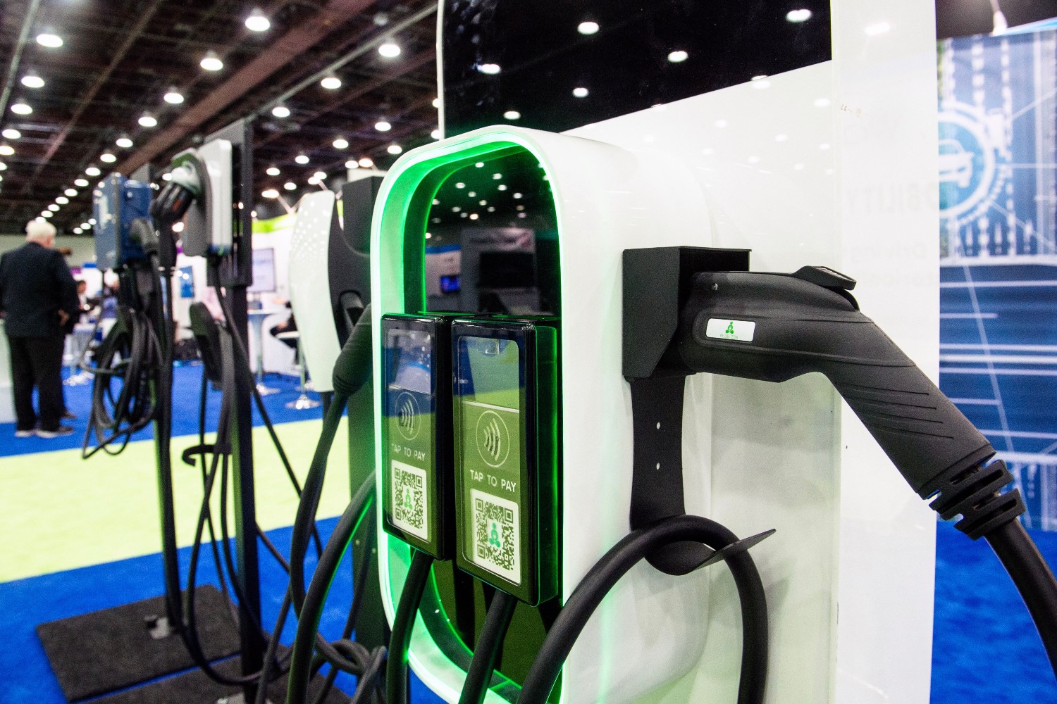 Electric vehicle charger