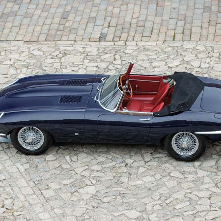 A 1961 Jaguar E-Type Series I 3.8-Litre Roadster that sold for over a million dollars at Gooding & Company's 2023 London Auction