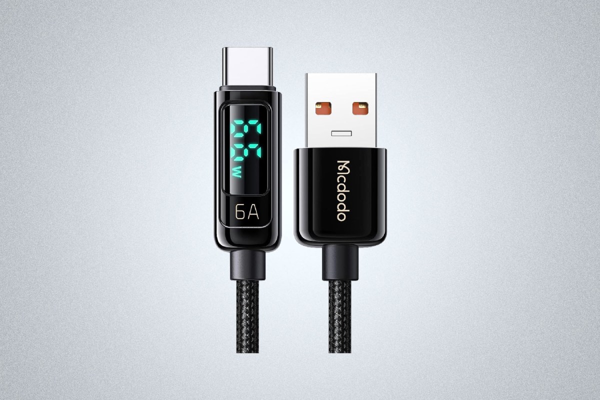 Mcdodo USB-C Cable with built-in display