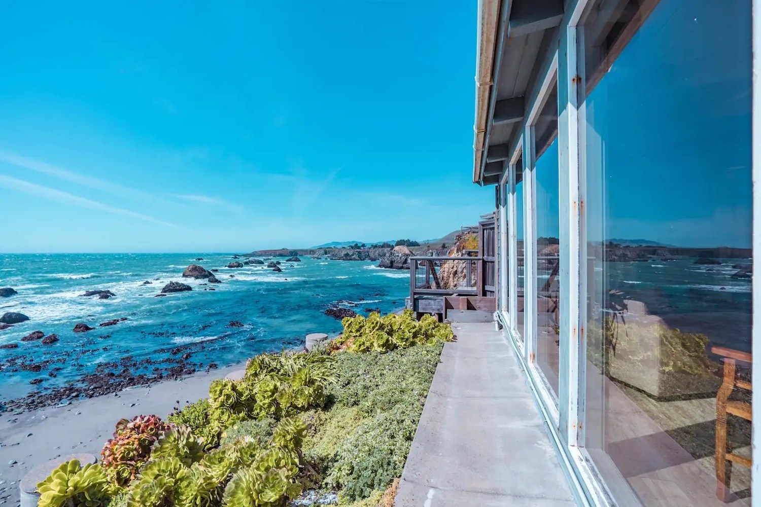 14 Extraordinary Beachfront Rentals in Northern California - InsideHook